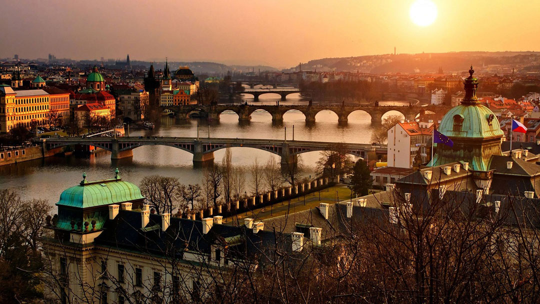 Incontournable de Prague, la ville aux cent clochers